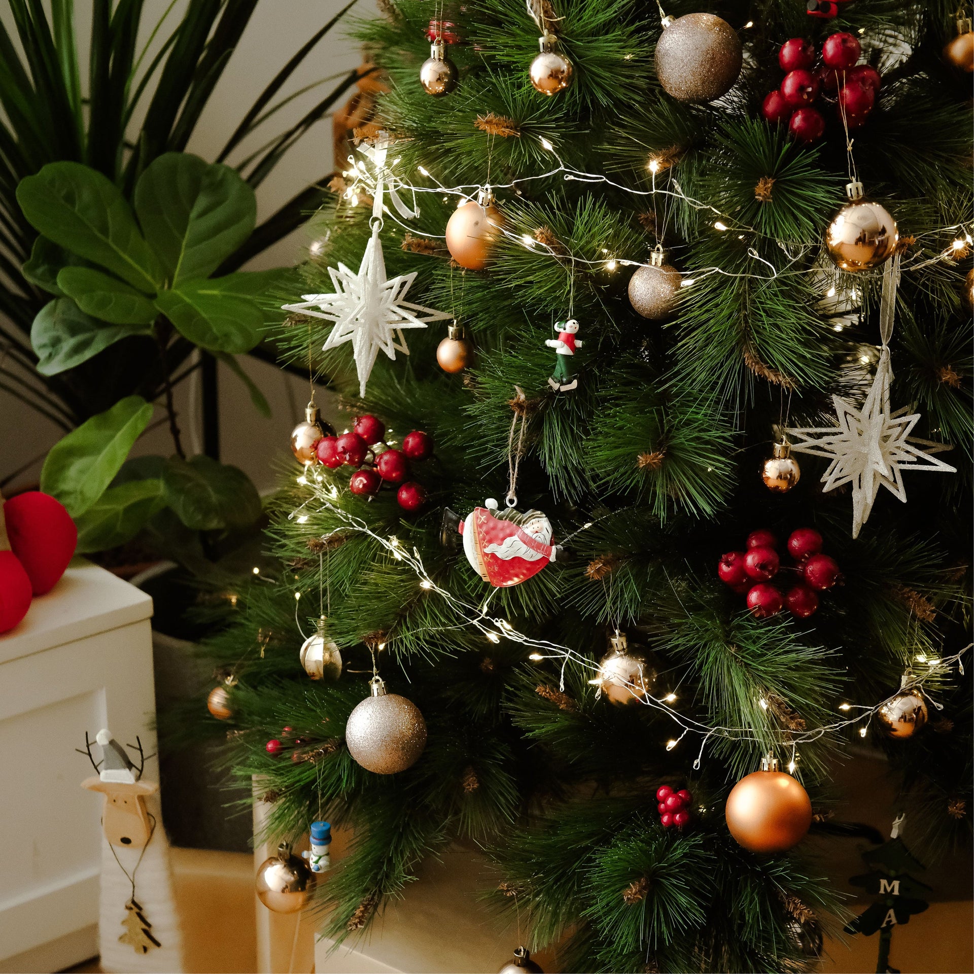 Seasonal Decor