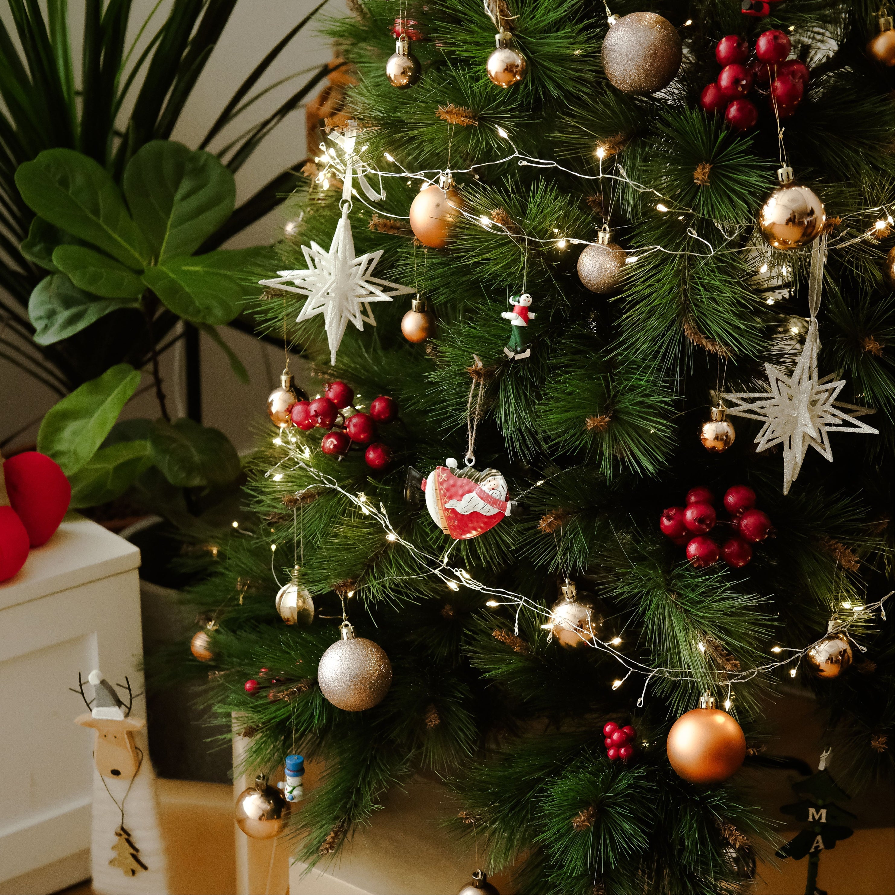 Seasonal Decor