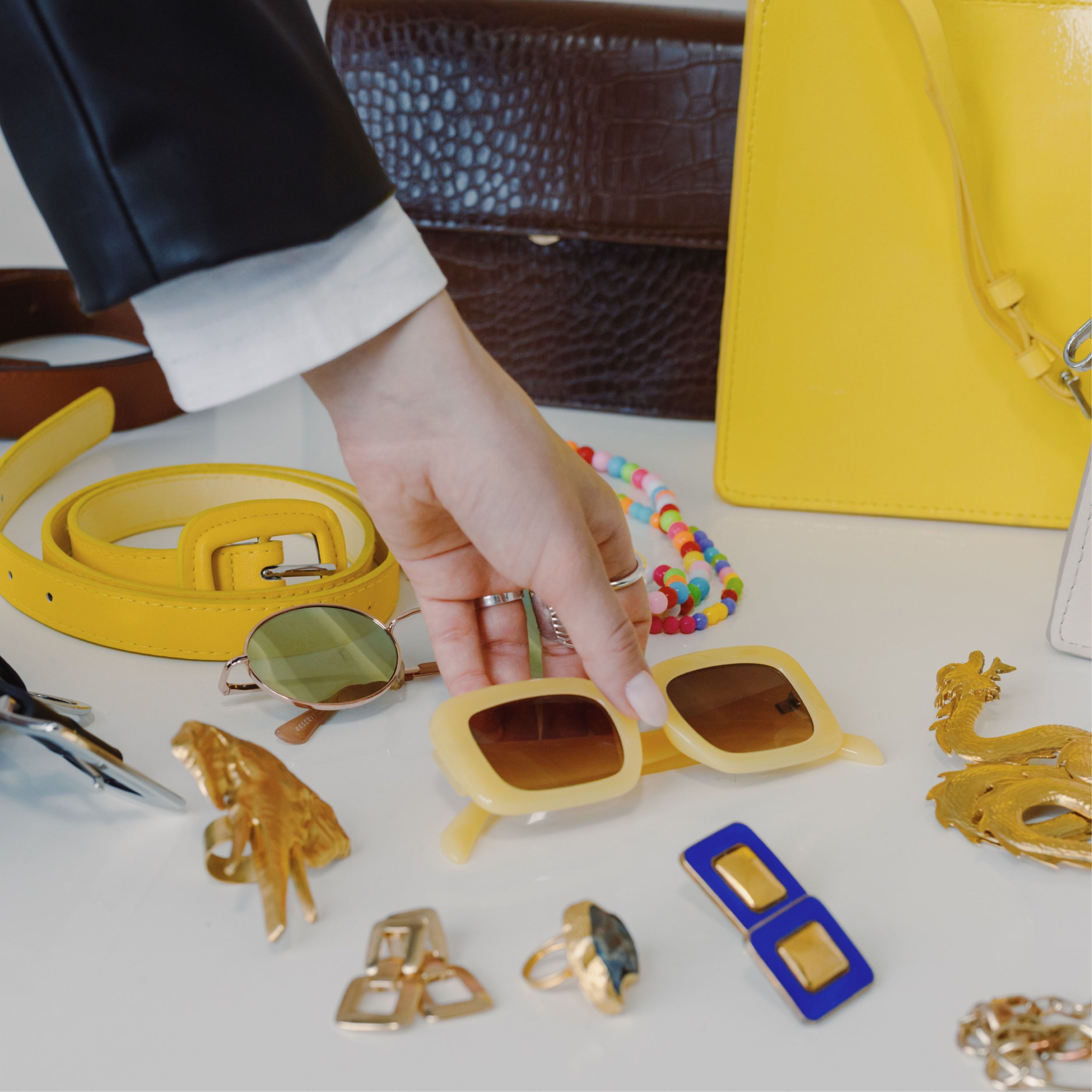 Apparel & Accessories