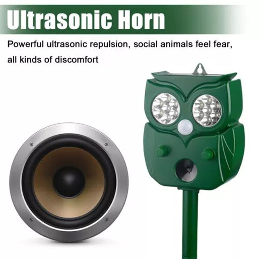 Skunovaxo Solar-Powered Ultrasonic Skunk Repeller UK