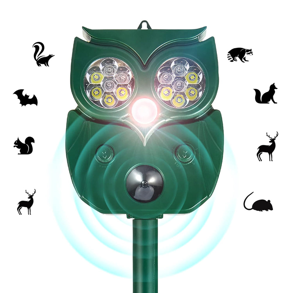 Skunovaxo Solar-Powered Ultrasonic Skunk Repeller UK